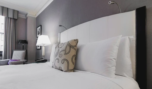 التميز الفندقي: ما هي خدمات الضيافة التي ترسم الملامح الجديدة لفنادق الخمس نجوم في باريس؟