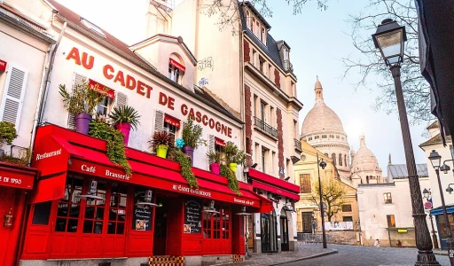 Rues pavées et hospitalité: Top 10 des hôtels de charme à Paris