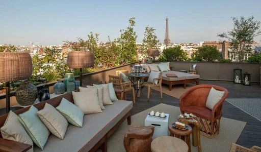 Plongez dans l'Histoire : Top 10 des Hôtels Historiques à Paris